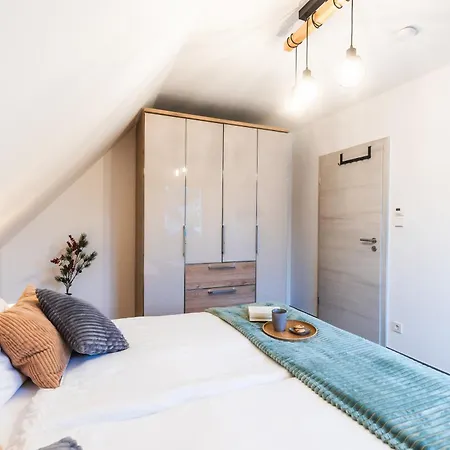 Luxus-ferienhaus Mit Sauna, Hot Tub Und Grandiosem Panorama Winterberg