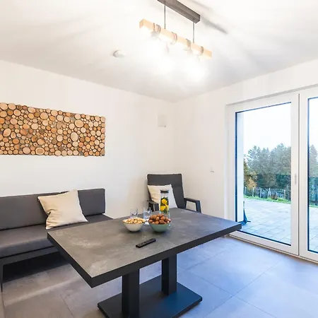 Luxus-ferienhaus Mit Sauna, Hot Tub Und Grandiosem Panorama *