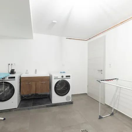 Luxus-ferienhaus Mit Sauna, Hot Tub Und Grandiosem Panorama Dom wakacyjny *