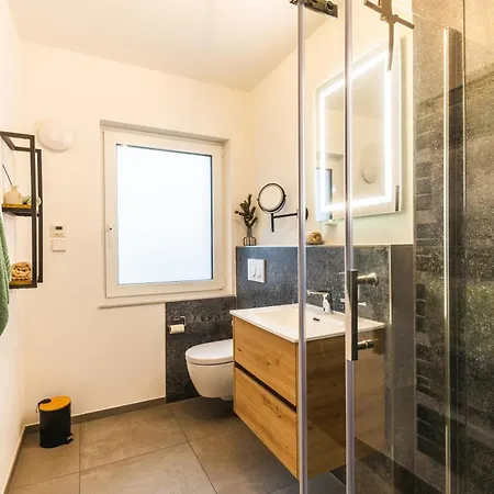 Luxus-ferienhaus Mit Sauna, Hot Tub Und Grandiosem Panorama Dom wakacyjny *