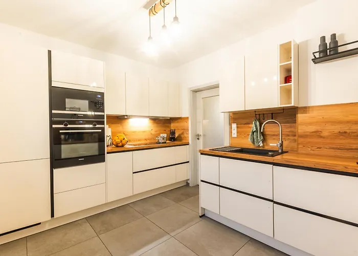 Luxus-ferienhaus Mit Sauna, Hot Tub Und Grandiosem Panorama