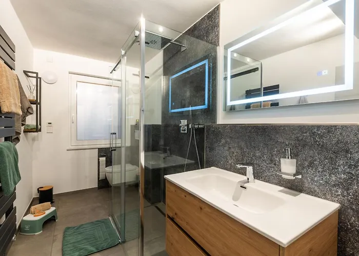 Luxus-ferienhaus Mit Sauna, Hot Tub Und Grandiosem Panorama Сasa de vacaciones