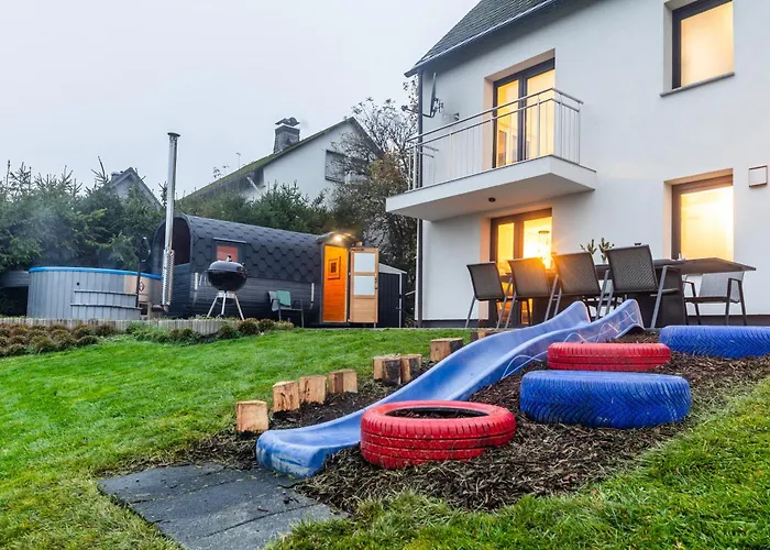 Luxus-ferienhaus Mit Sauna, Hot Tub Und Grandiosem Panorama Сasa de vacaciones